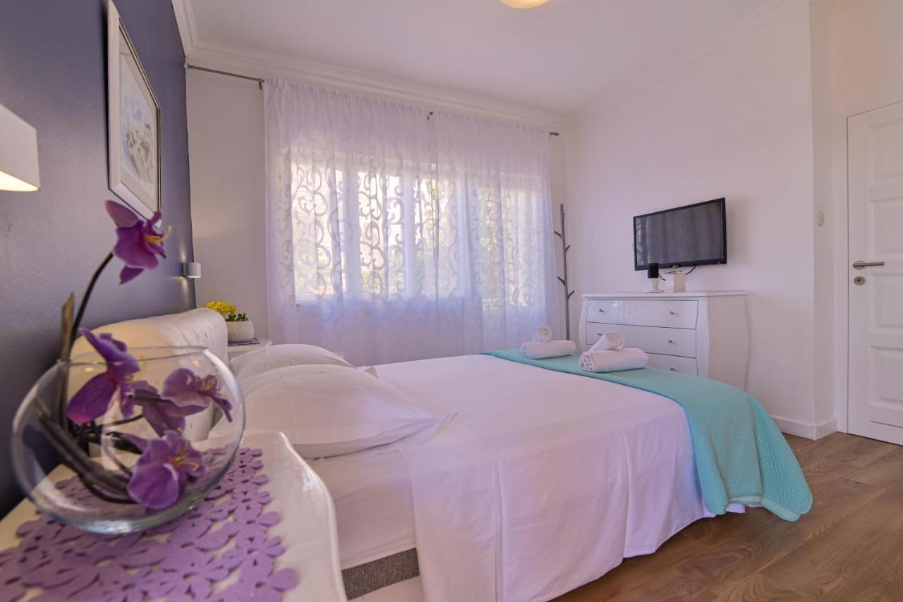 Apartment Spira Puovica Trogir Exterior foto