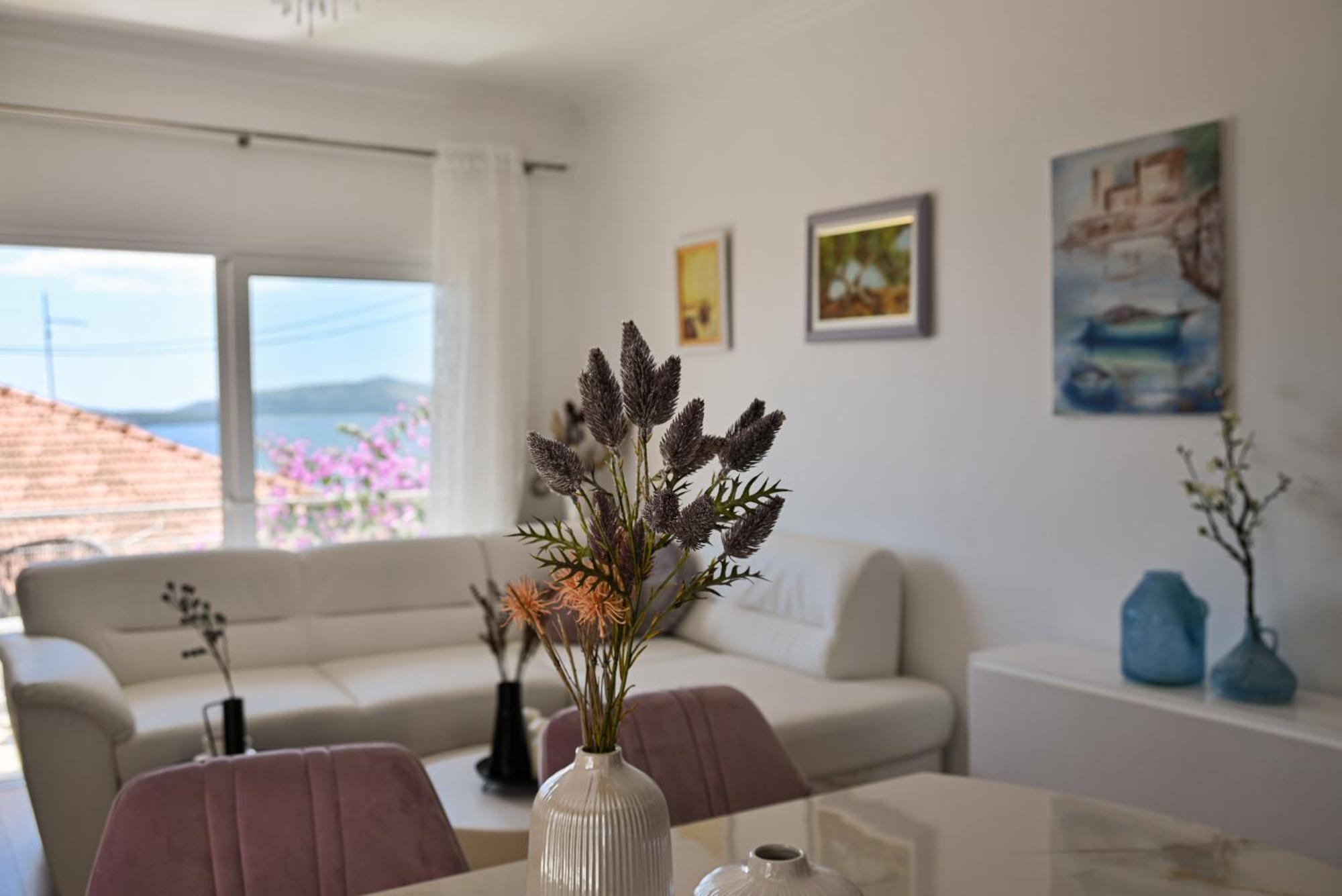 Apartment Spira Puovica Trogir Zimmer foto