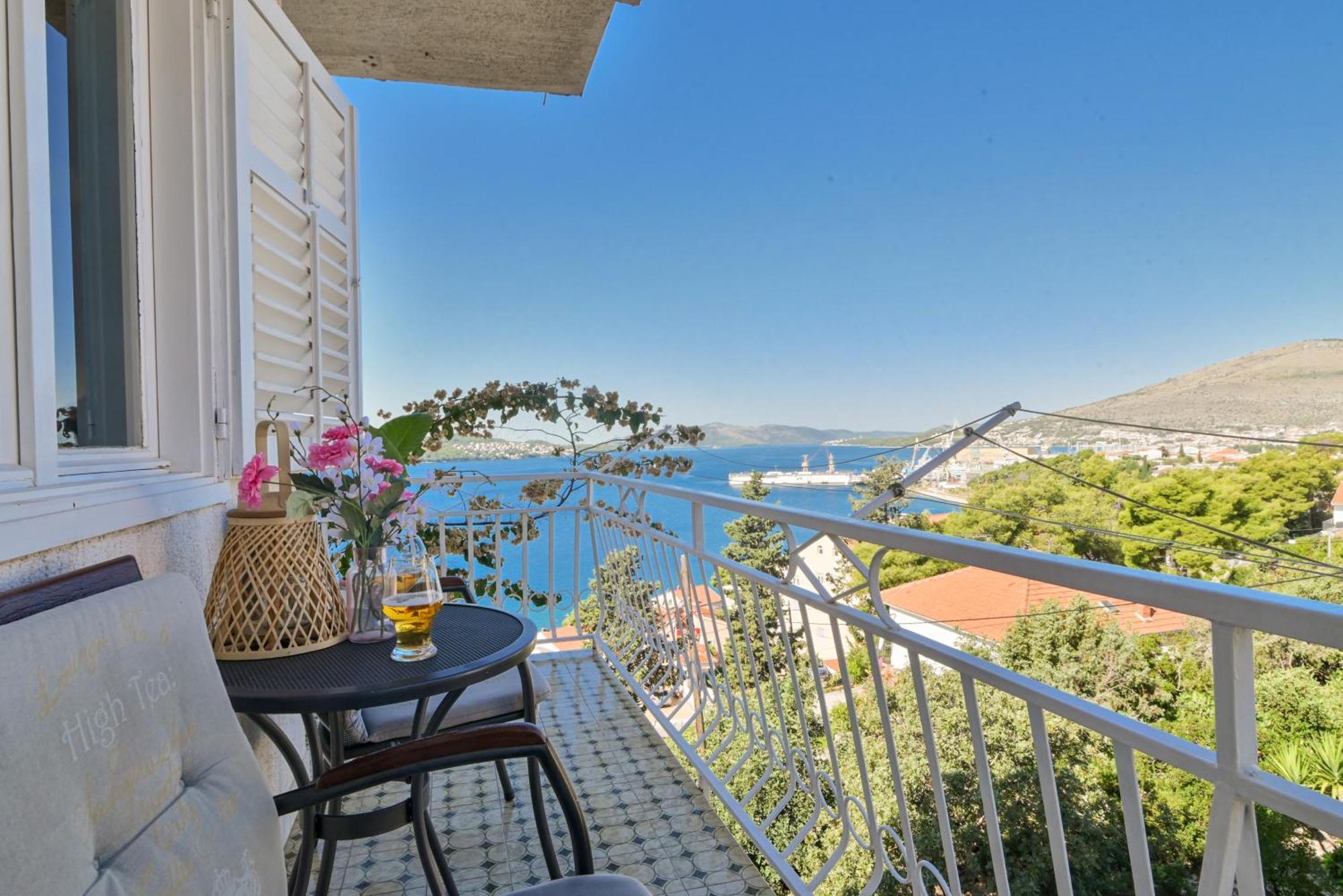 Apartment Spira Puovica Trogir Exterior foto