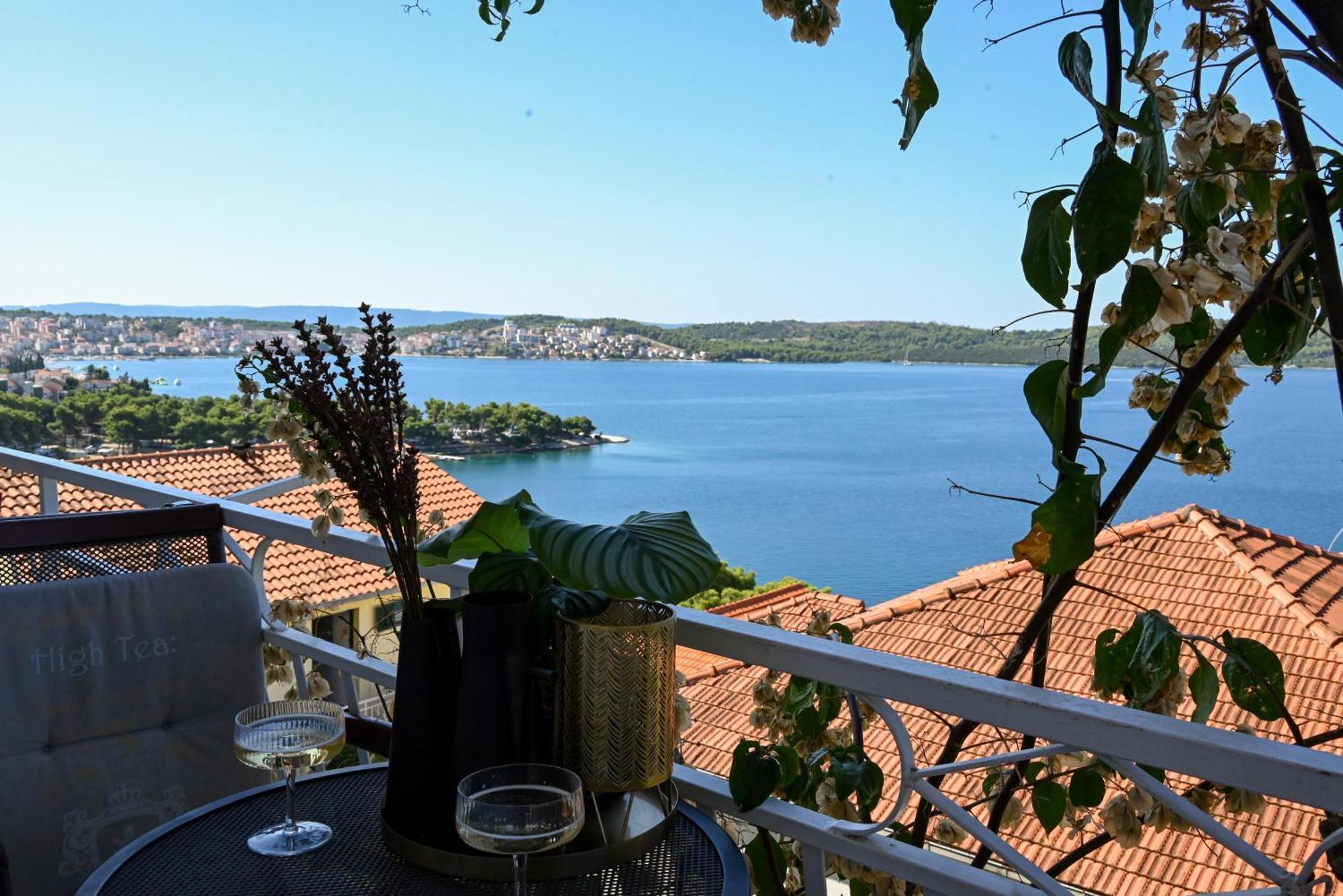 Apartment Spira Puovica Trogir Exterior foto