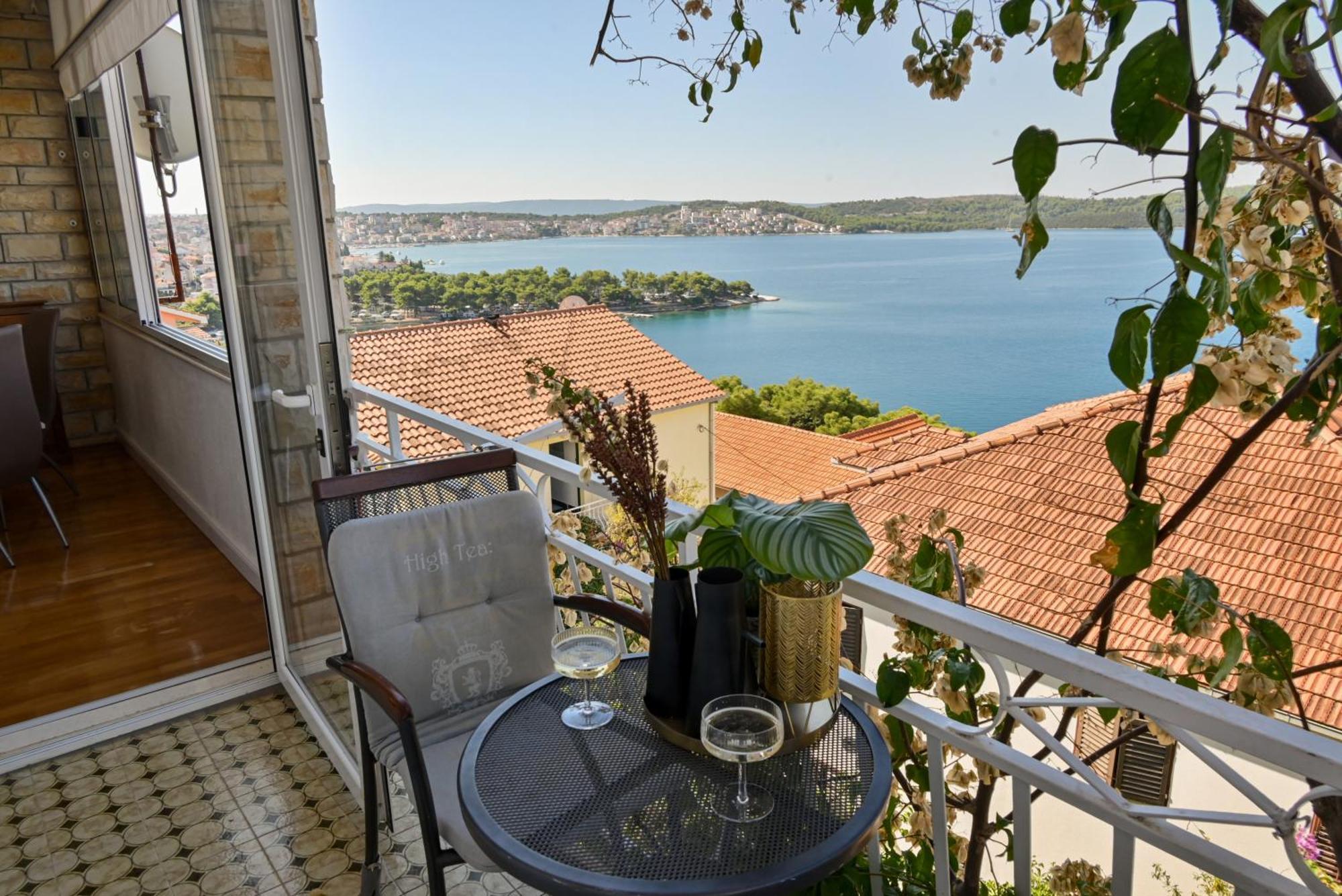 Apartment Spira Puovica Trogir Exterior foto